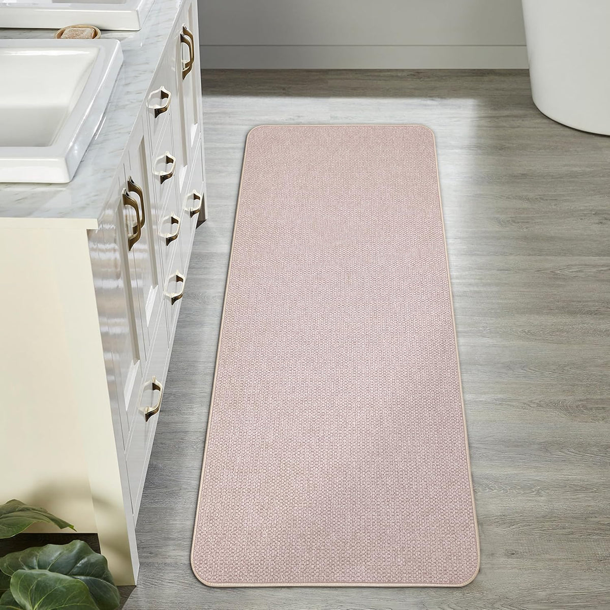 Bath Mat,Ultra Thin Bathroom Runner Rugs,Large Bath Mats for Bathroom,Quick Dry,Non-Slip,Machine Washable,Low Pile,Bath Rug,Shower Outside,Sink,Home Decor Accessories.Beige,1'9"x3'11"(21x47inch)