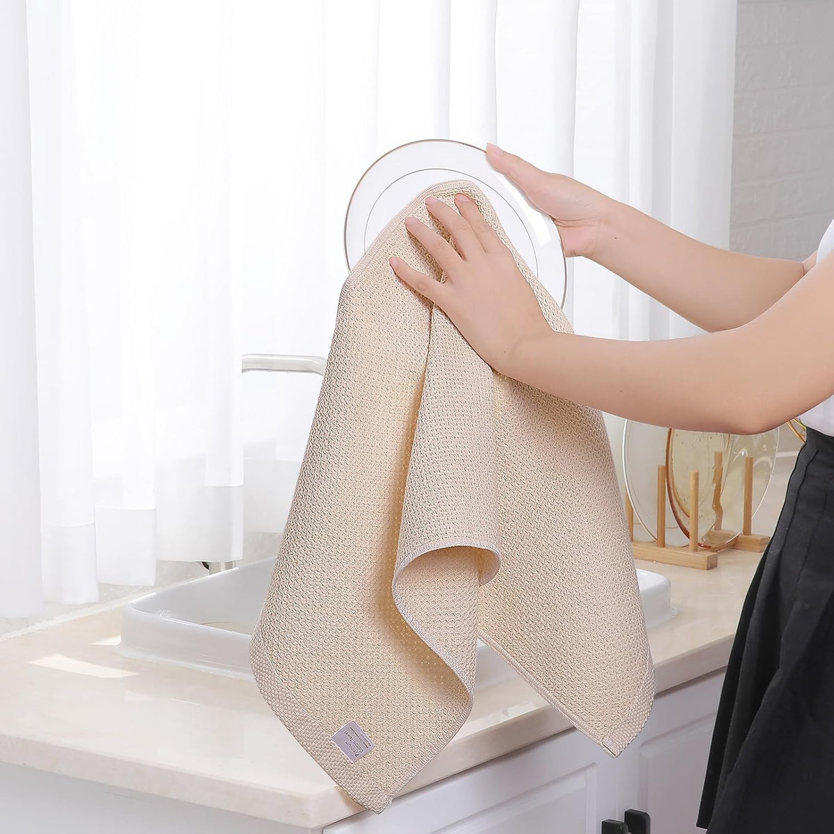 Homaxy 100% Cotton Waffle Weave Kitchen Dish Towels, Ultra Soft Absorbent Quick Drying Cleaning Towel, 13 x 28 Inches, 4-Pack, Beige