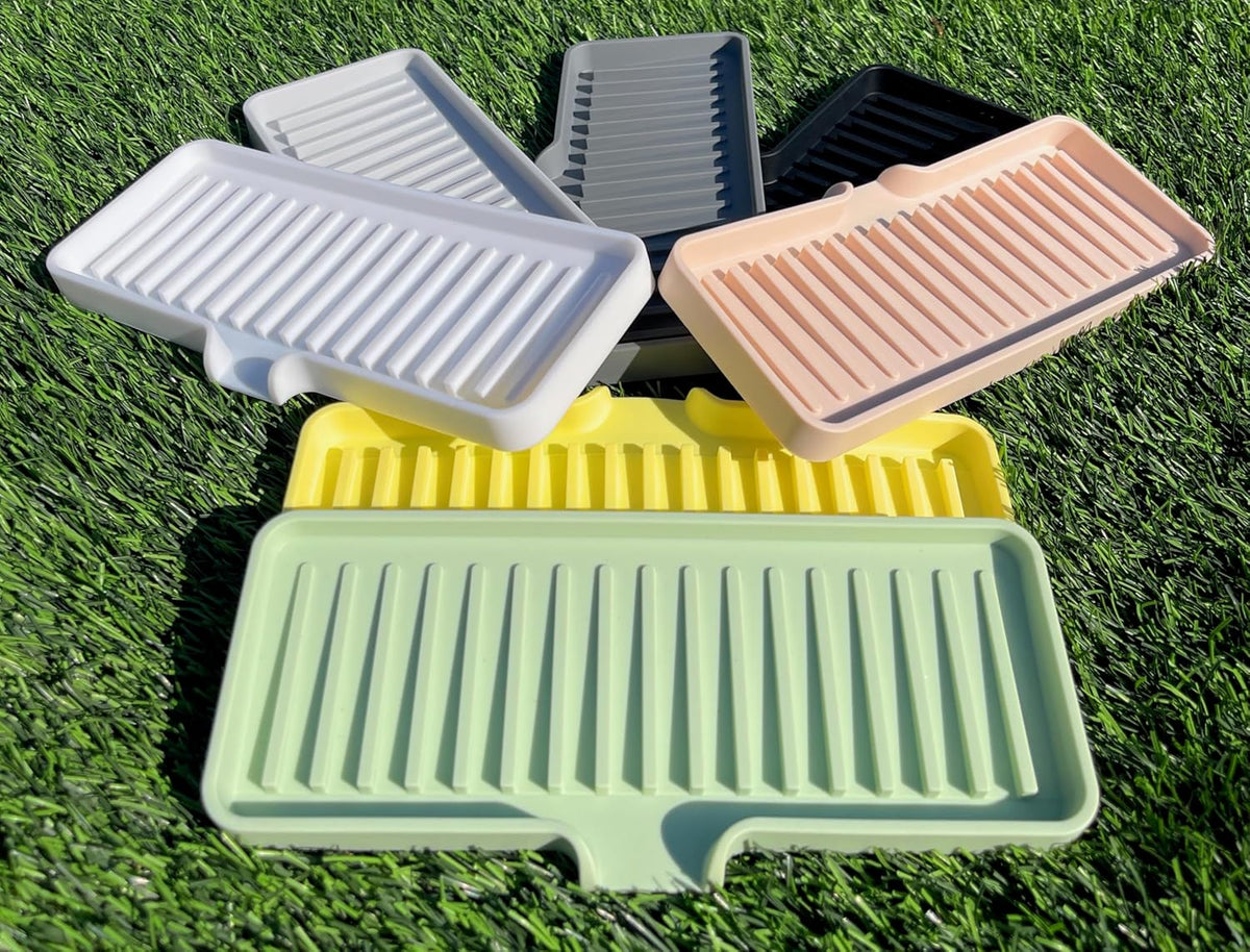 Happitasa Silicone Soap Dish Tray and Sponge Holder with Drain Chute | Bathroom and Kitchen Sink Organizer Caddy (White, 9"x3.5", 5.6 Ounces)